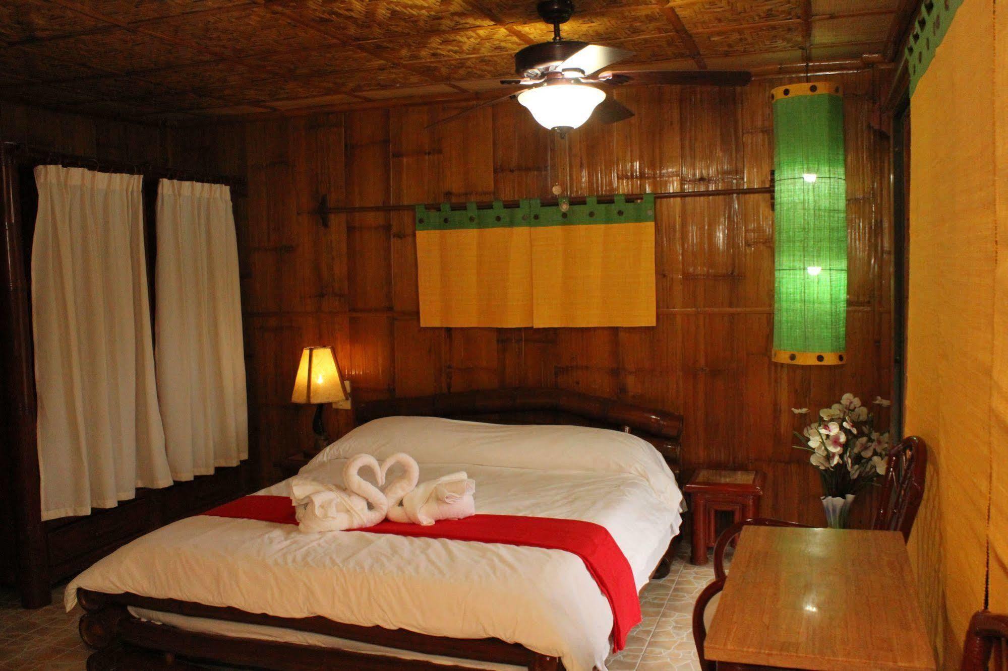 Commander Suites De Bohol Panglao Exterior photo