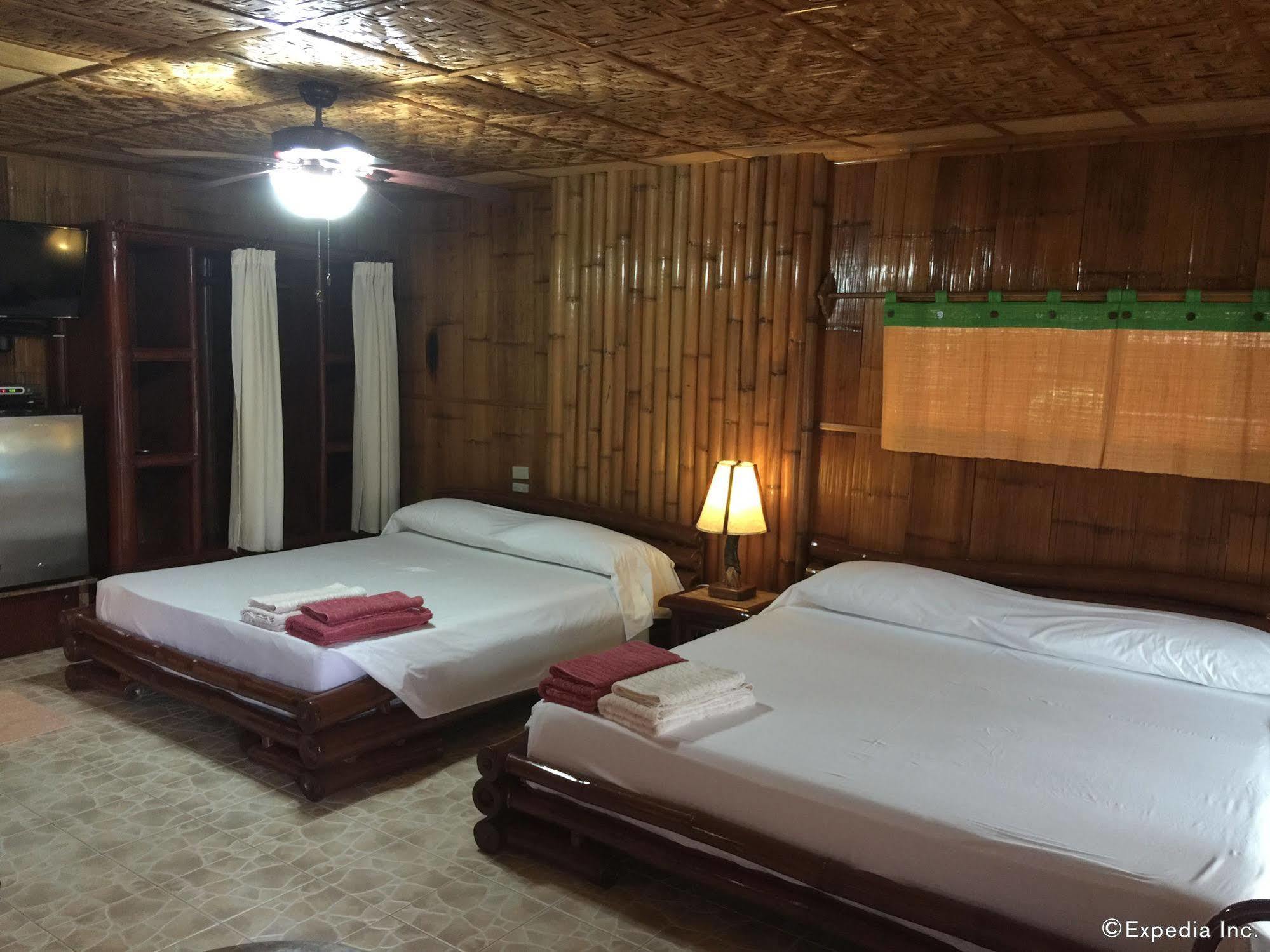 Commander Suites De Bohol Panglao Exterior photo